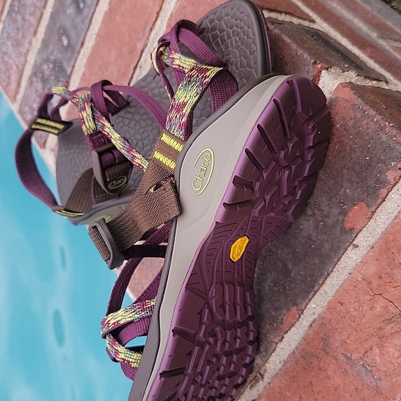 Chaco | Strappy Hiking Sandals W/Toe Loop - Picture 3 of 12